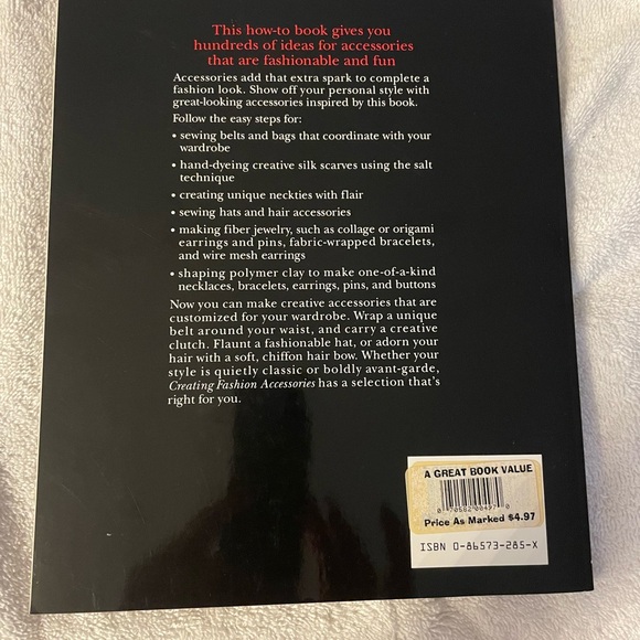 Vintage Singer sewing reference library.  Creating Fashion Accessories - Picture 2 of 2